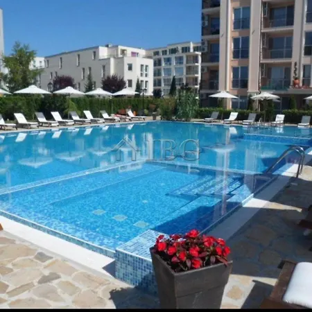 Sunny 6 Pers Avec Piscine Sunny Beach
